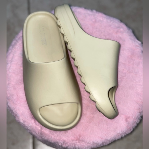 Women’s sandals & wedges - Picture 4 of 6